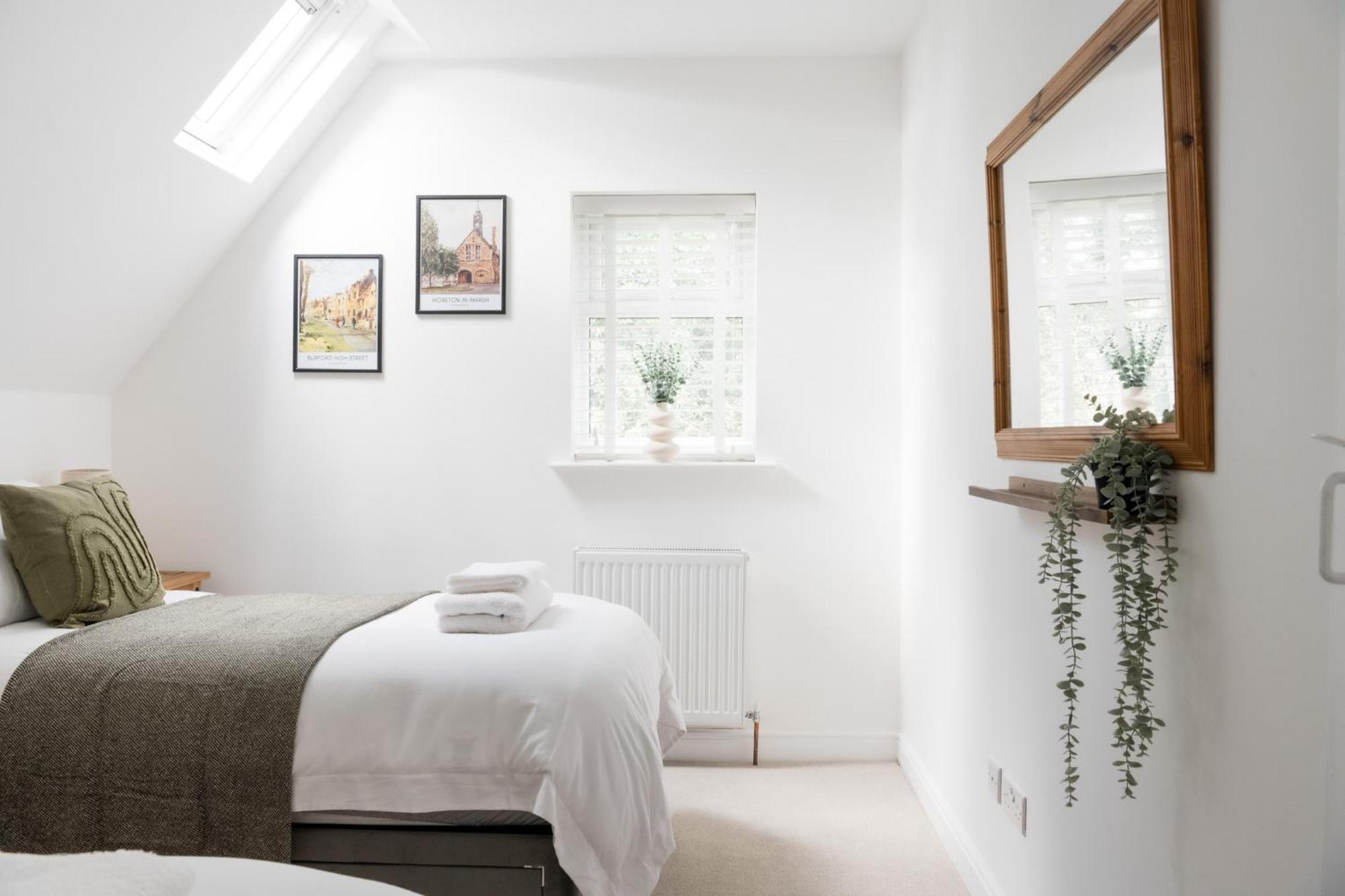 Eagle Cottage - Charming Cotswolds Getaway, Dog Friendly Wyck Rissington المظهر الخارجي الصورة